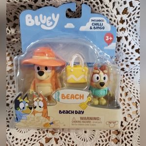 Bluey Story Beach Day Starter Pack Action Figure Set NWT